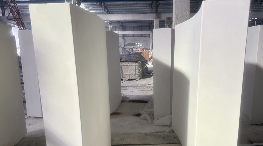  飾紀(jì)上品GRC廠家：韓國(guó)CRC圍欄（白色水磨）工程案例