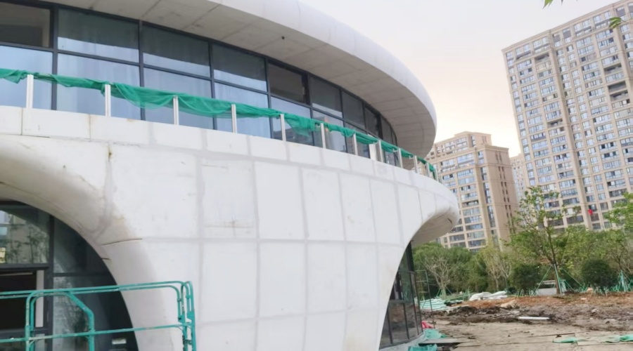 浙江三合項(xiàng)目的UHPC幕墻板工程 浙江三合項(xiàng)目的UHPC幕墻板工程